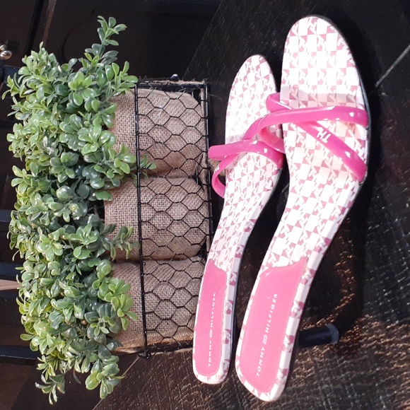 TOMMY HILFIGER HEELS - Picture 4 of 9